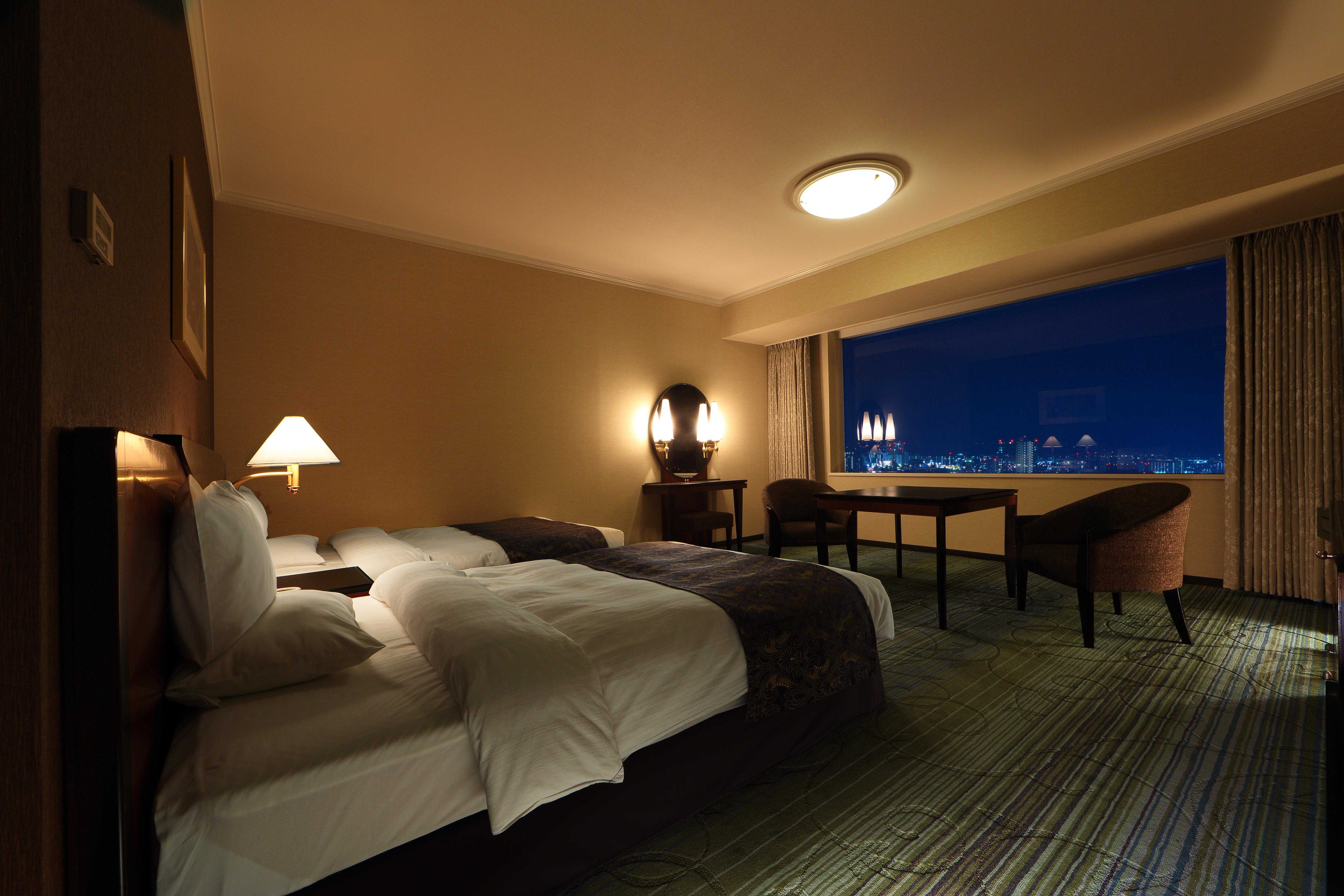 Rihga Royal Hotel Hiroshima Bagian luar foto