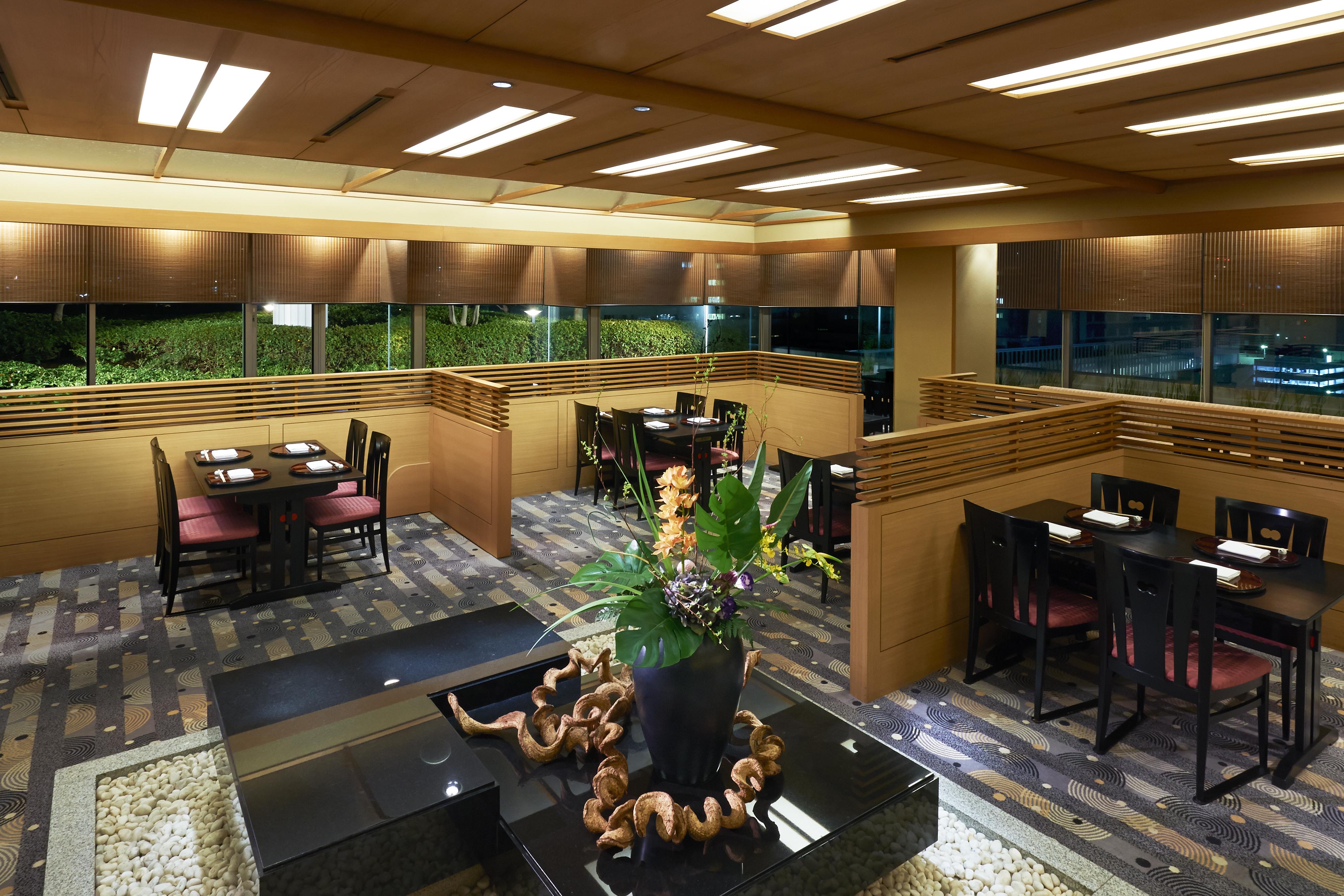 Rihga Royal Hotel Hiroshima Bagian luar foto