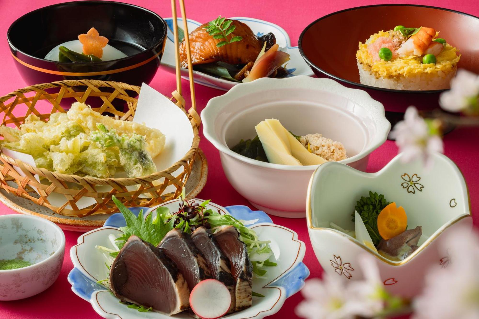 Rihga Royal Hotel Hiroshima Bagian luar foto