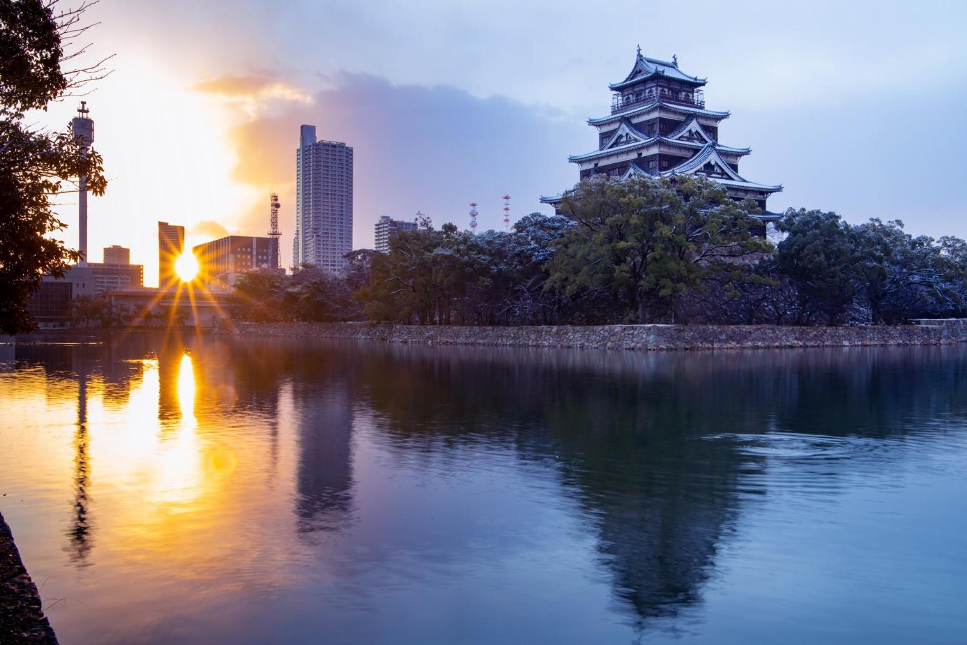 Rihga Royal Hotel Hiroshima Bagian luar foto