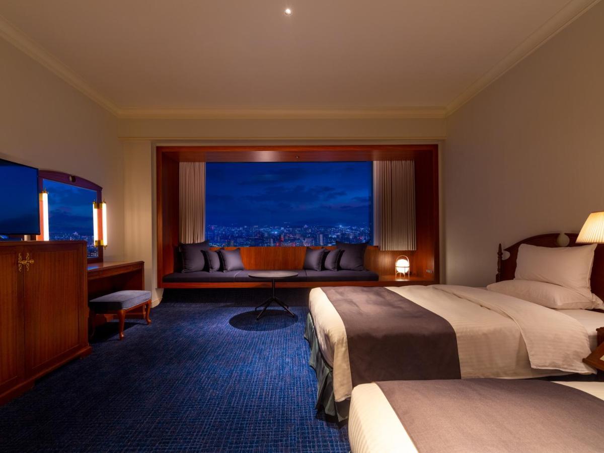 Rihga Royal Hotel Hiroshima Bagian luar foto